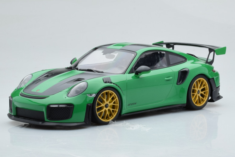 Porsche 911 Gt2 RS Green 2018