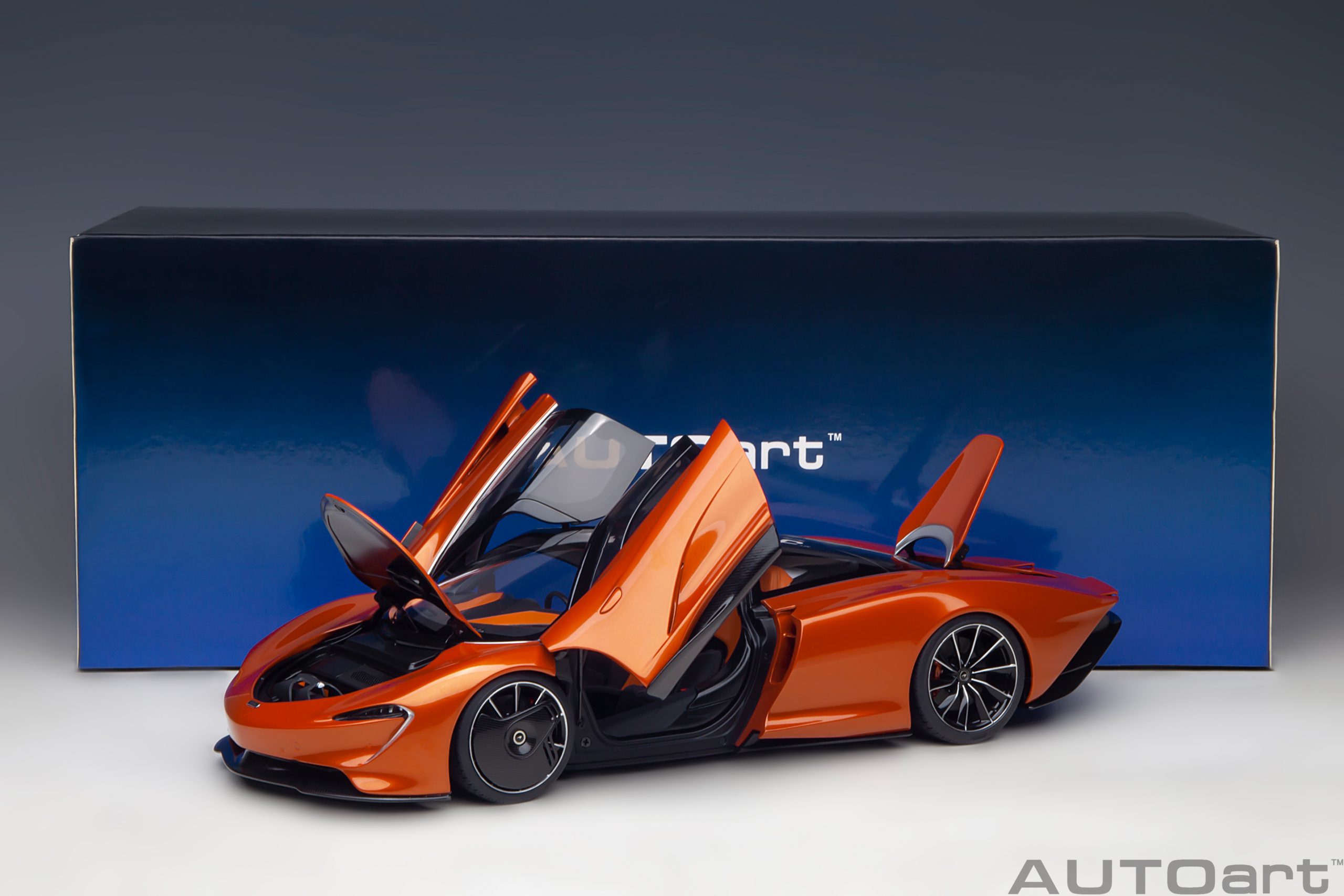 McLaren Speedtail orange